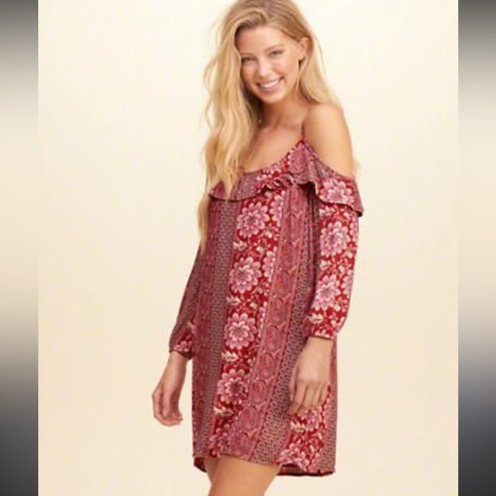 Hollister Red Floral Dress Size Medium